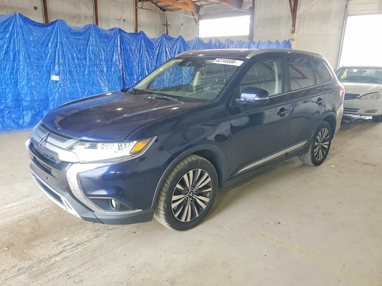 2020 Mitsubishi Outlander Se - zdjęcie główne