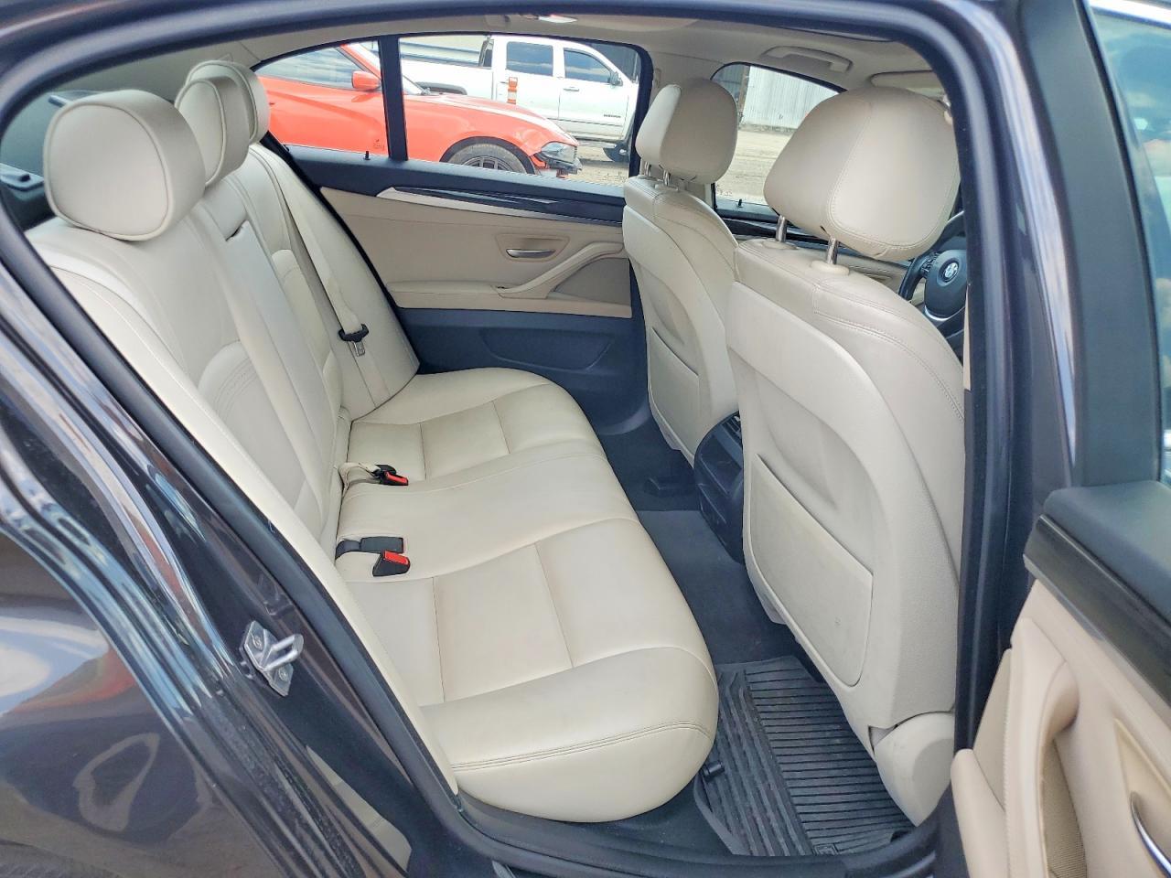 2015 BMW 535 I - zdjęcie 10