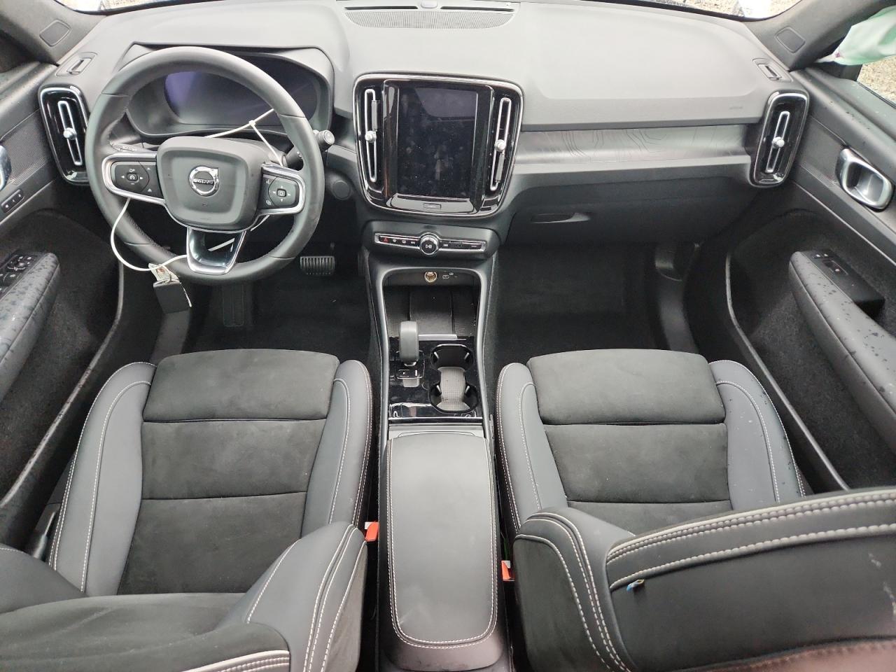 2023 Volvo Xc40 Recharge Plus - zdjęcie 8