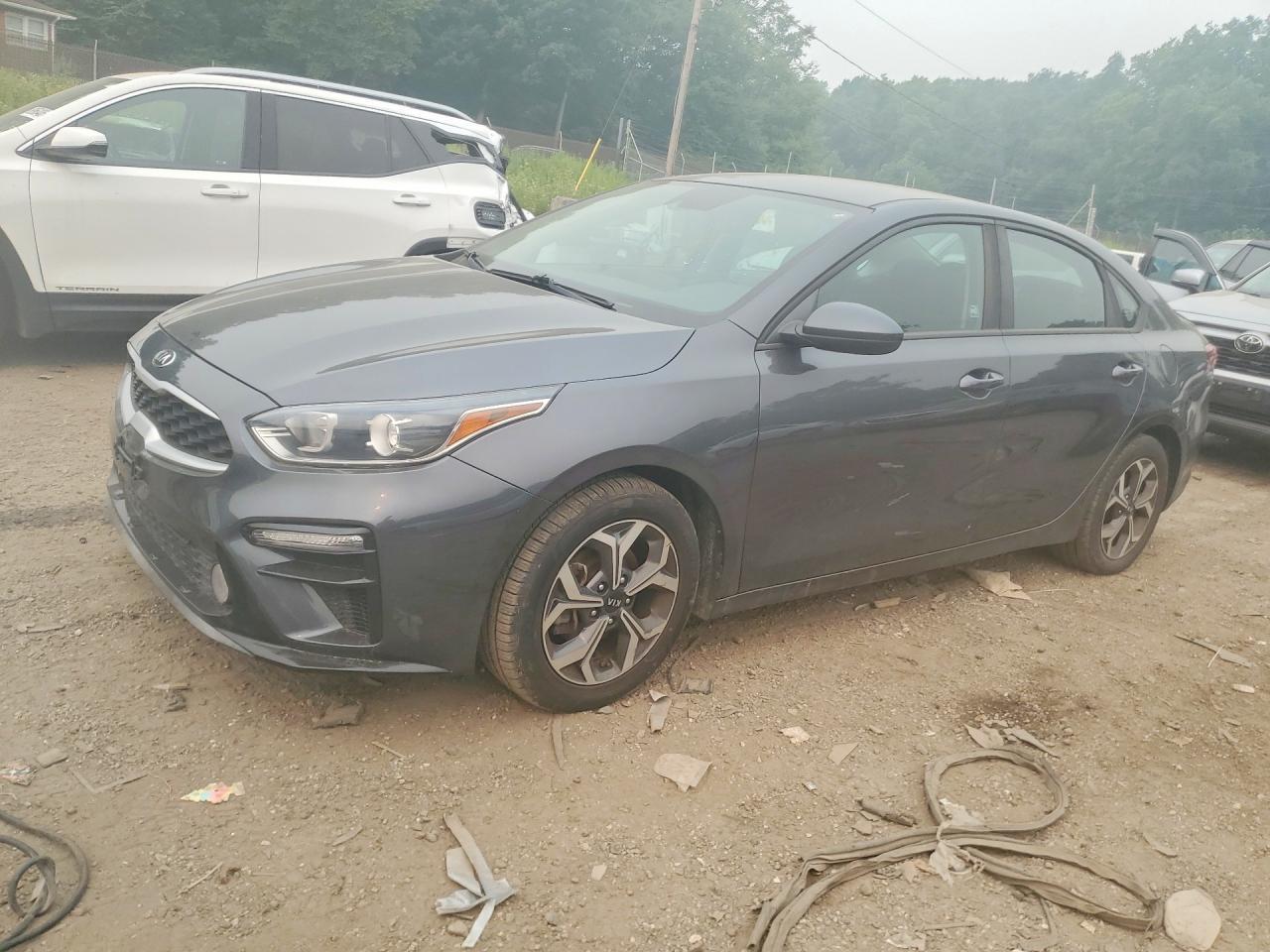 2019 Kia Forte Lxs - zdjęcie główne