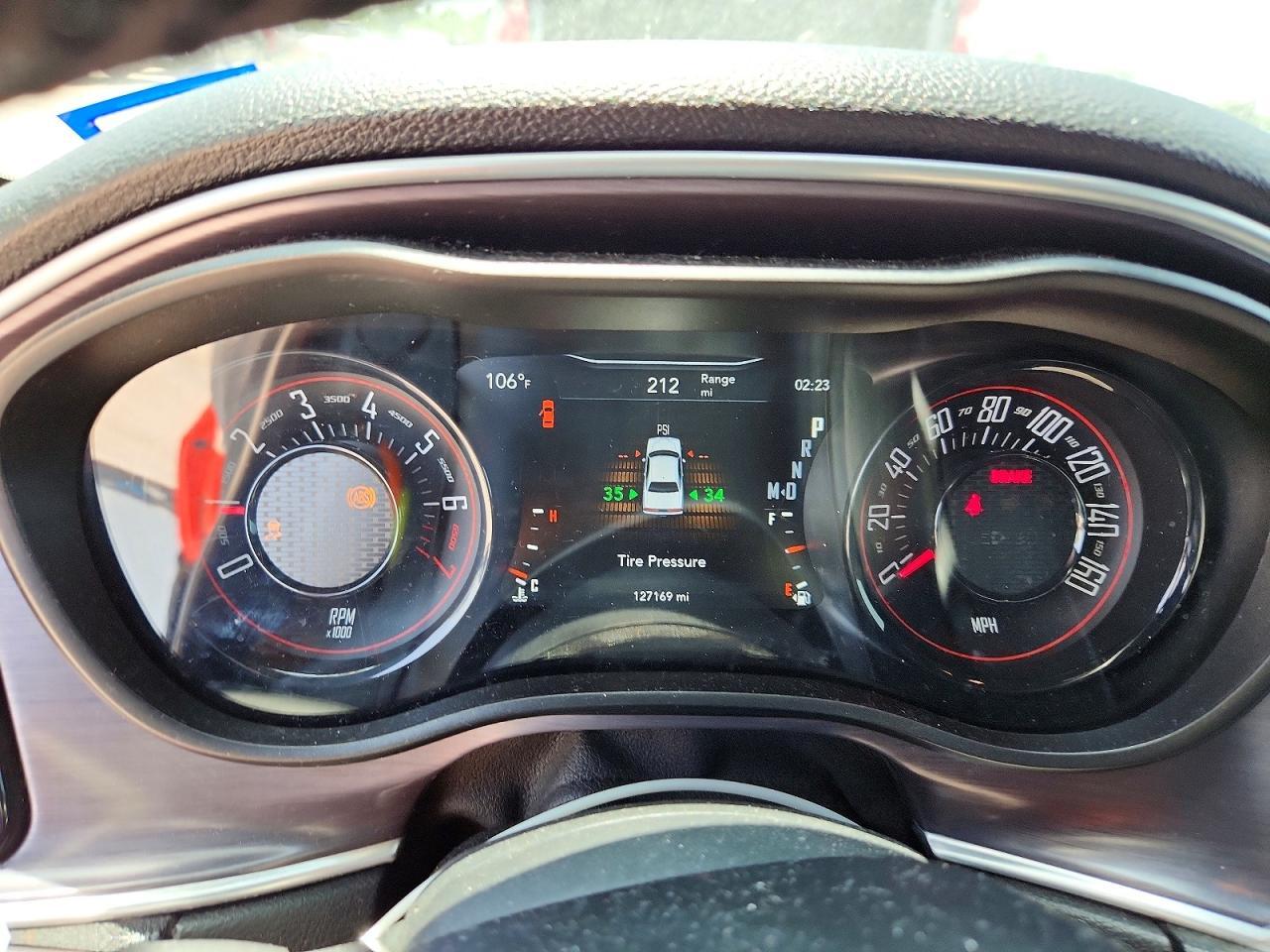 2017 Dodge Challenger Sxt - zdjęcie 9