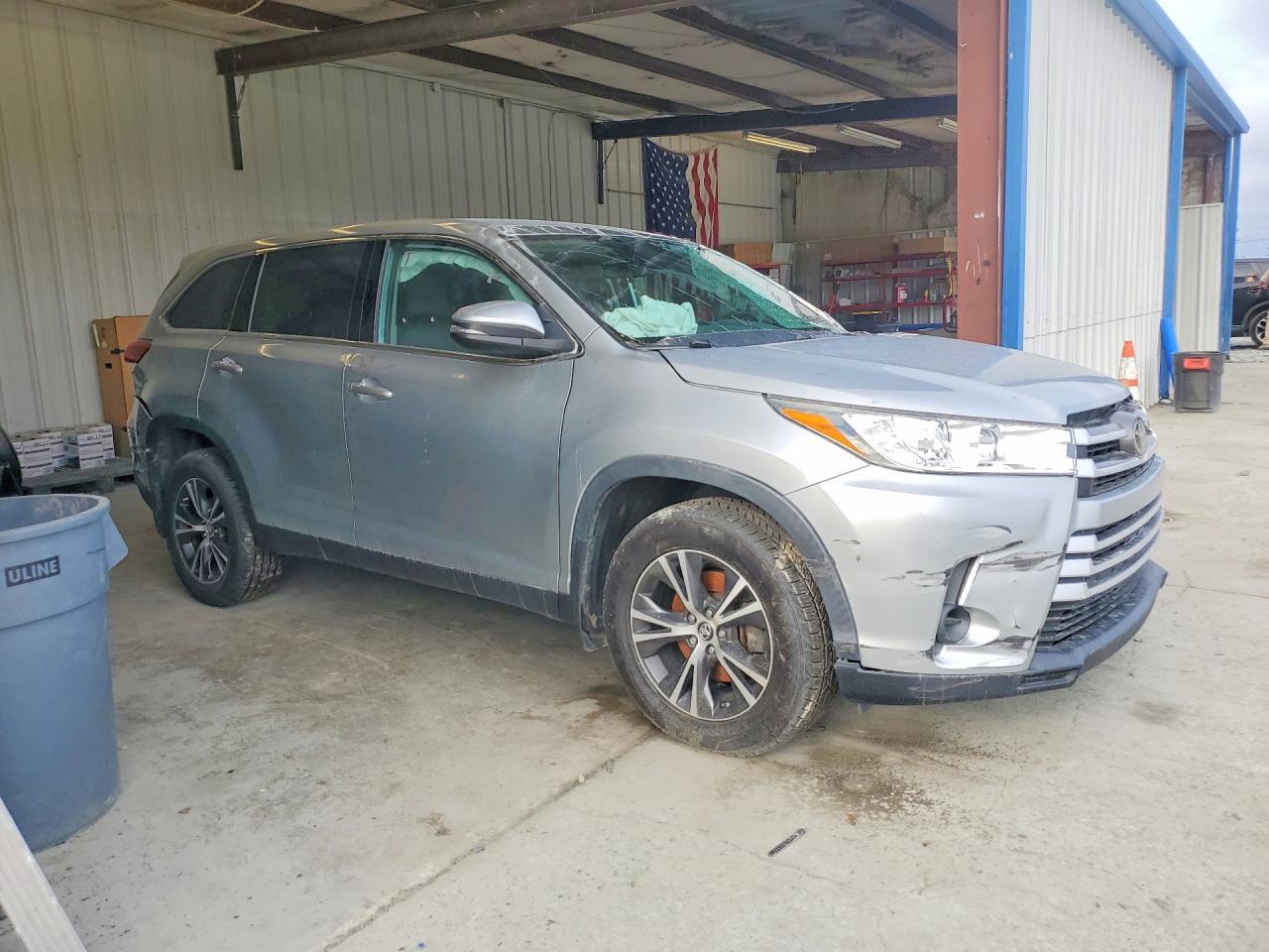 2019 Toyota Highlander Le - zdjęcie 4