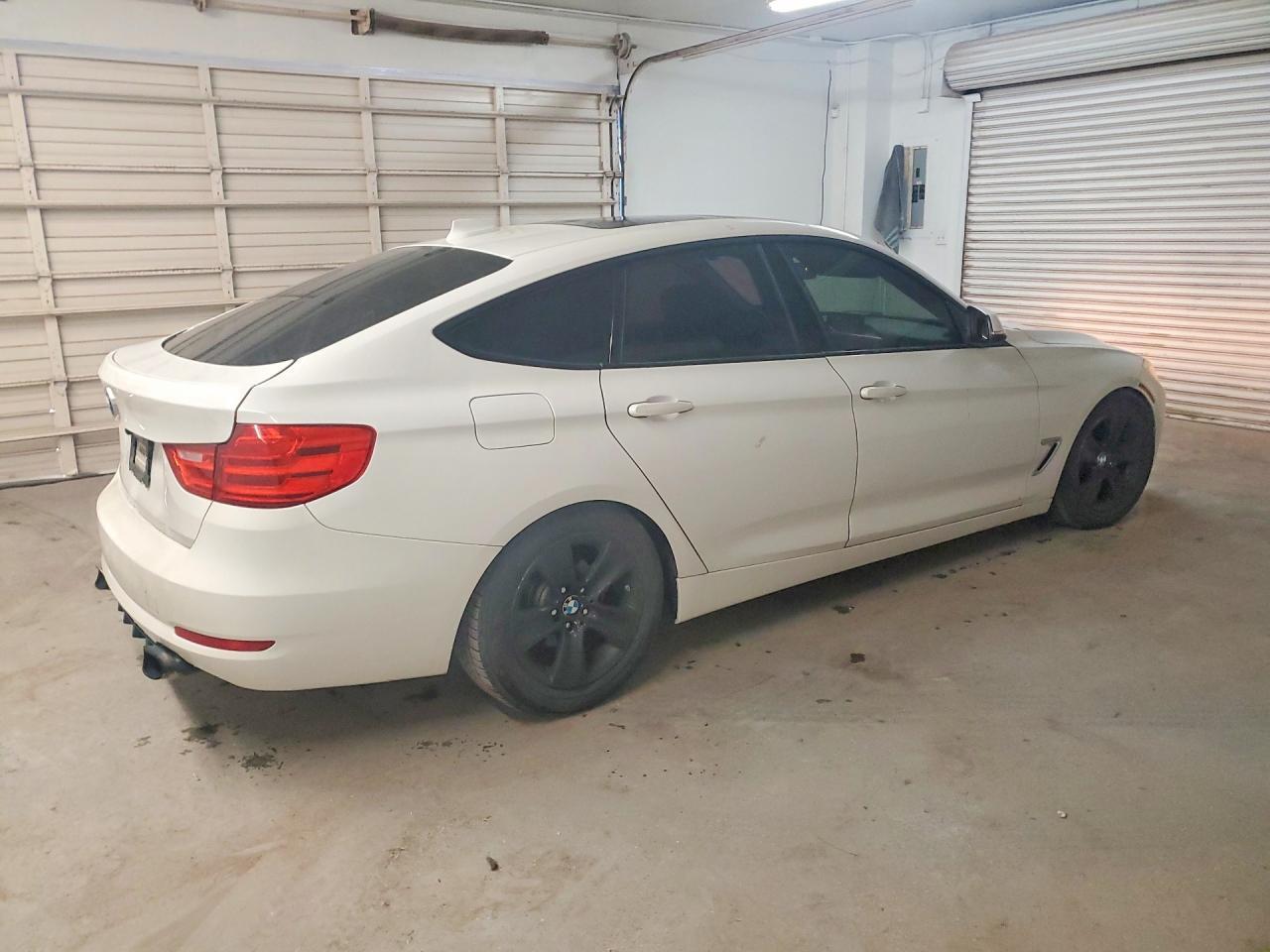 2014 BMW Seria 3 328i - zdjęcie 3