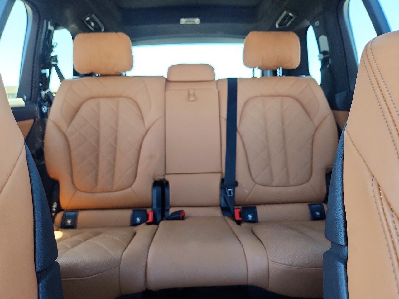 2026 BMW X7 xDrive40I - zdjęcie 10