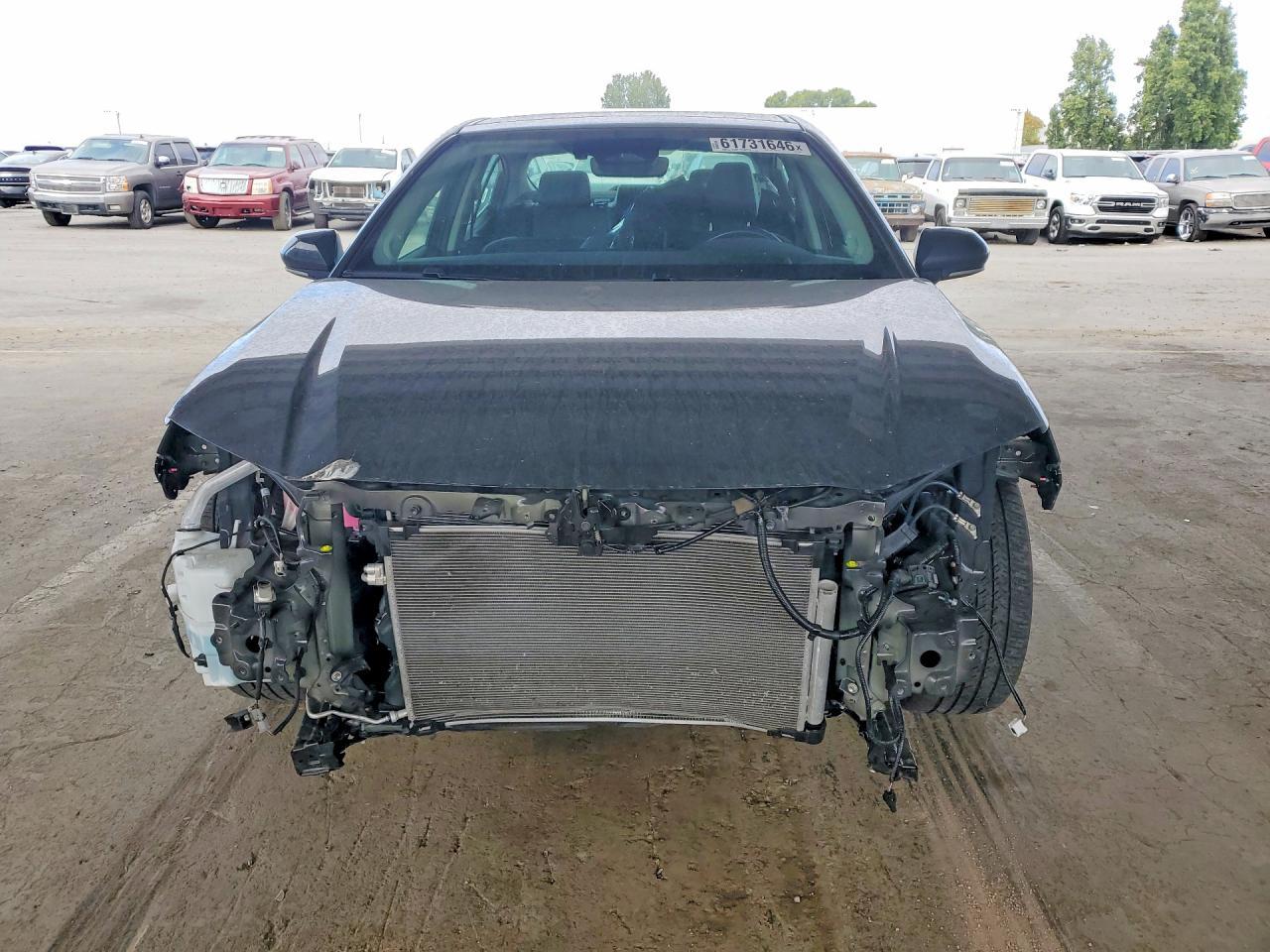 2025 Toyota Camry Xle - zdjęcie 5