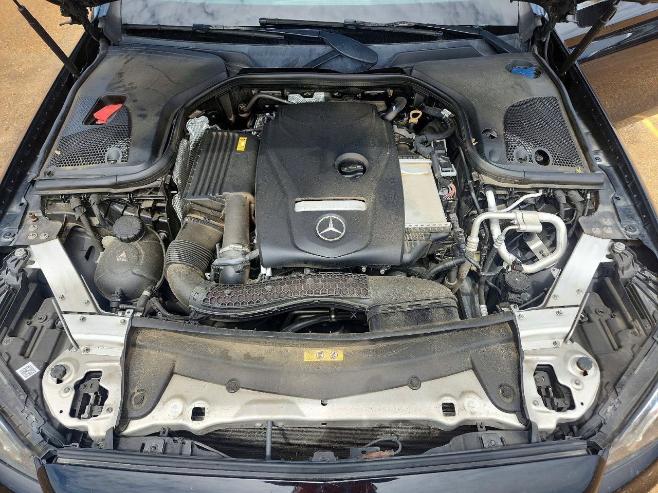 2019 Mercedes-Benz E 300 - zdjęcie 11