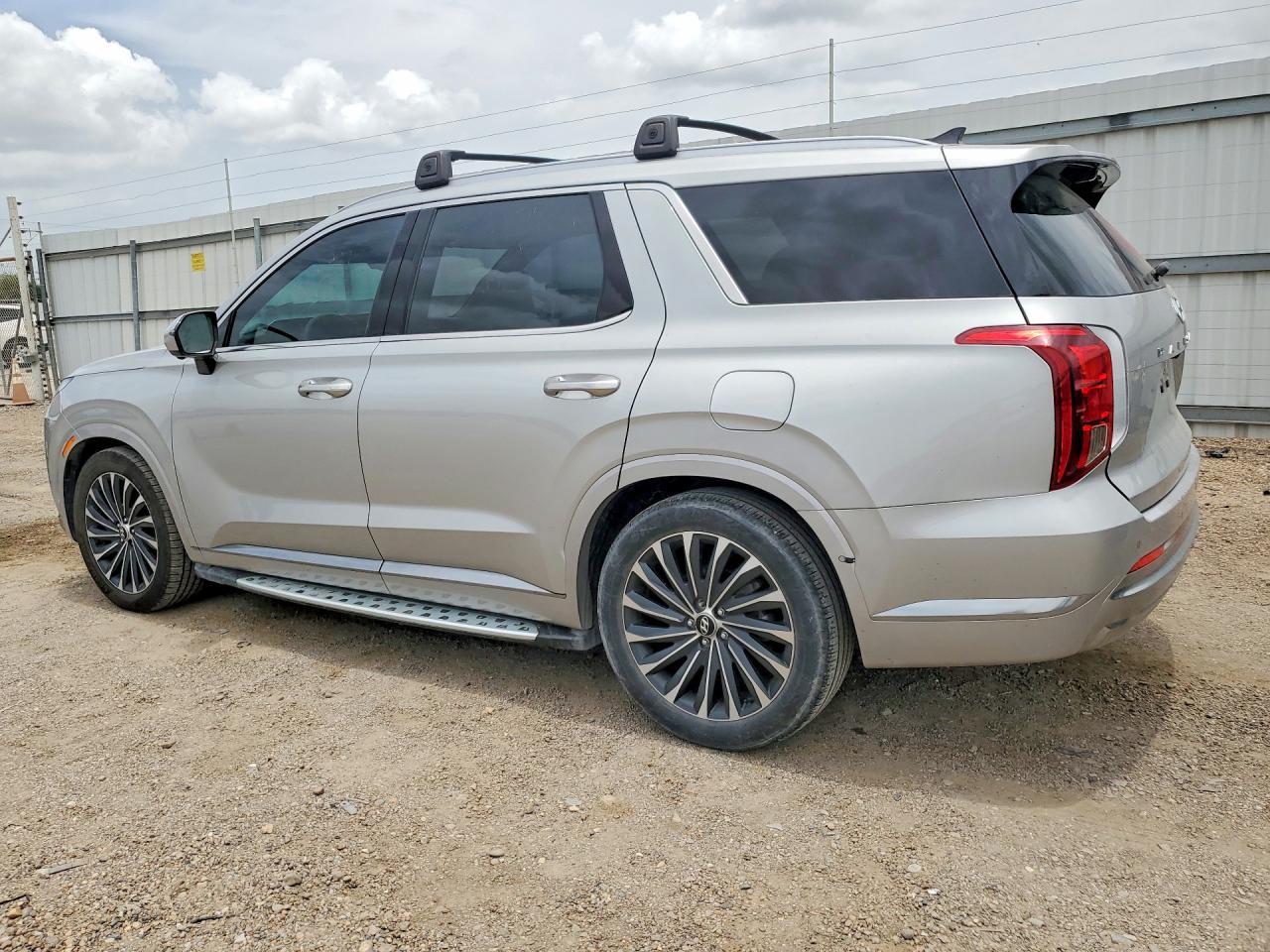 2023 Hyundai Palisade Calligraphy - zdjęcie 2