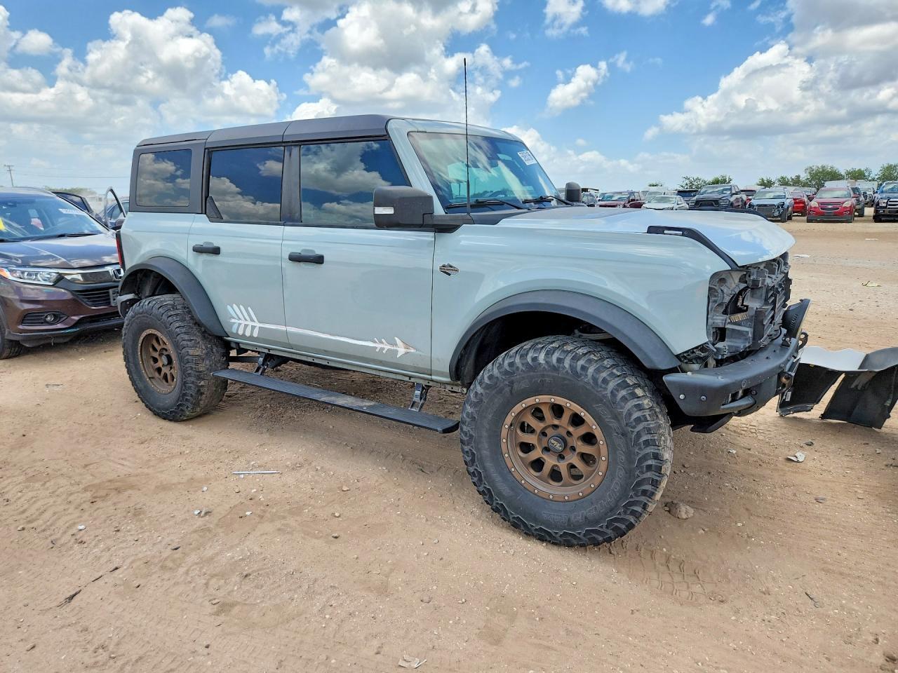 2022 Ford Bronco Base - zdjęcie 4