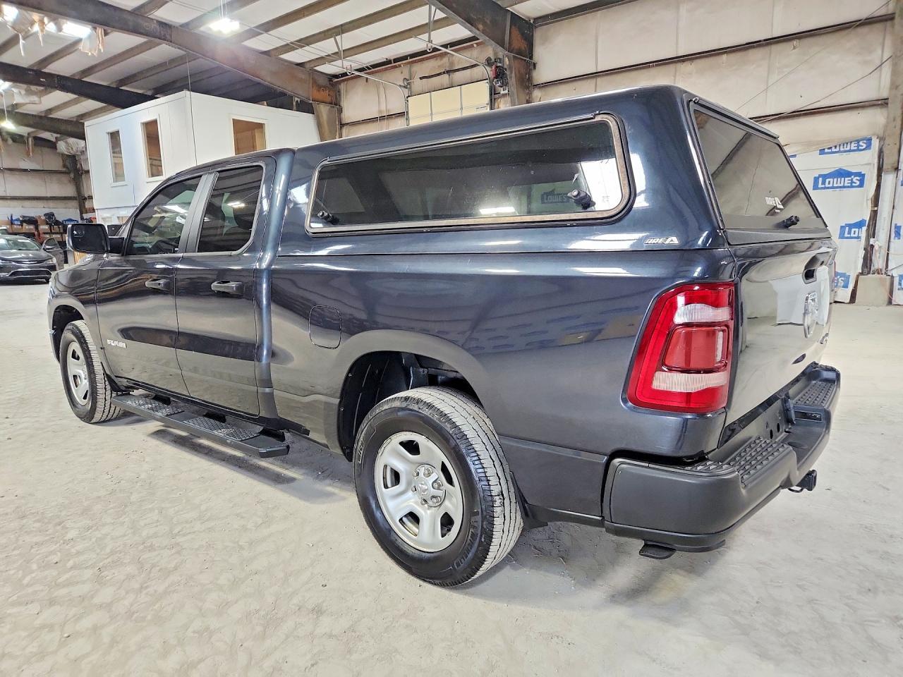 2021 Ram 1500 Tradesman - zdjęcie 2