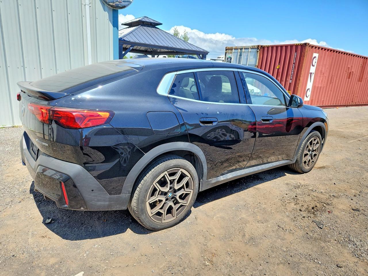 2024 BMW X2 xDrive28I - zdjęcie 3