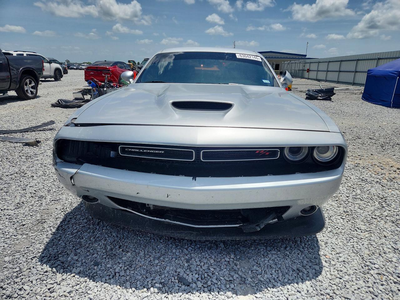 2020 Dodge Challenger R/T - zdjęcie 5