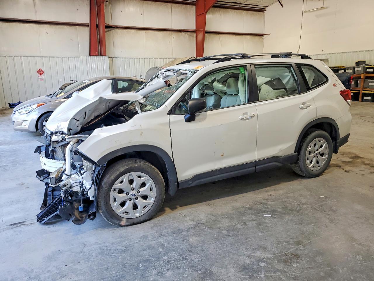 2019 Subaru Forester - zdjęcie główne