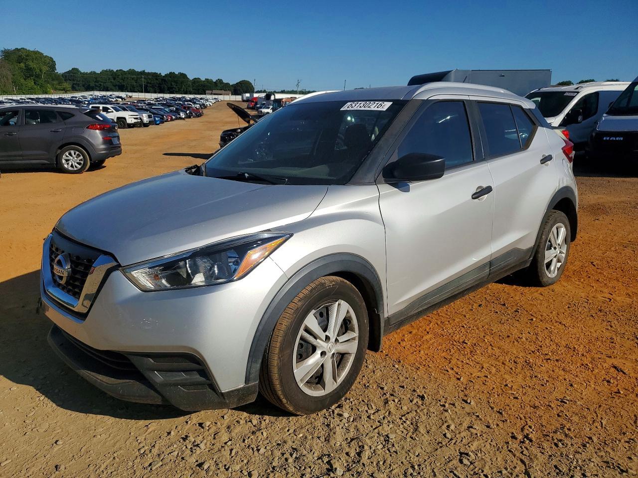 2018 Nissan Kicks S - zdjęcie główne