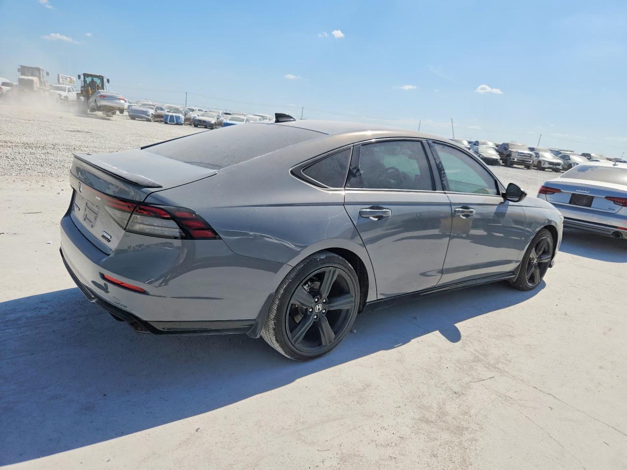 2025 Honda Accord Hybrid Sport-L - zdjęcie 3