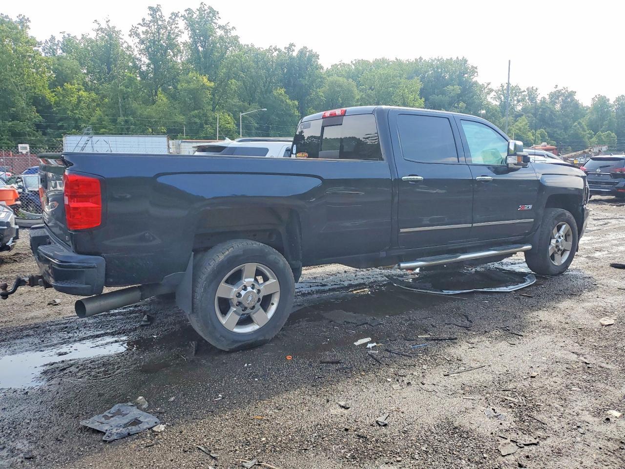 2017 Chevrolet Silverado K2500 Heavy Duty Lt - zdjęcie 3