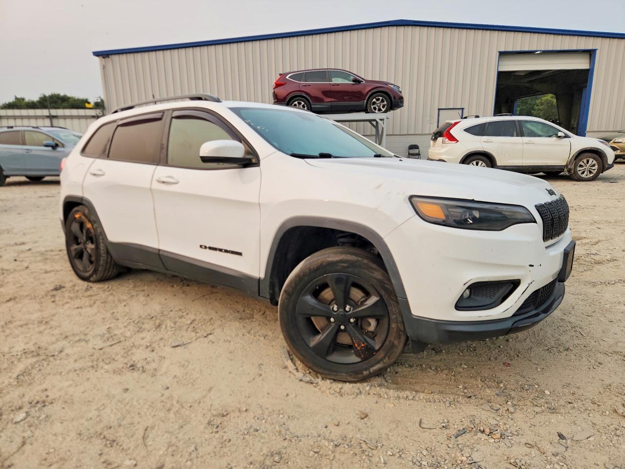 2020 Jeep Cherokee Latitude Plus - zdjęcie 4