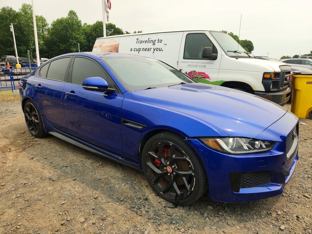 2019 Jaguar Xe S - zdjęcie 4