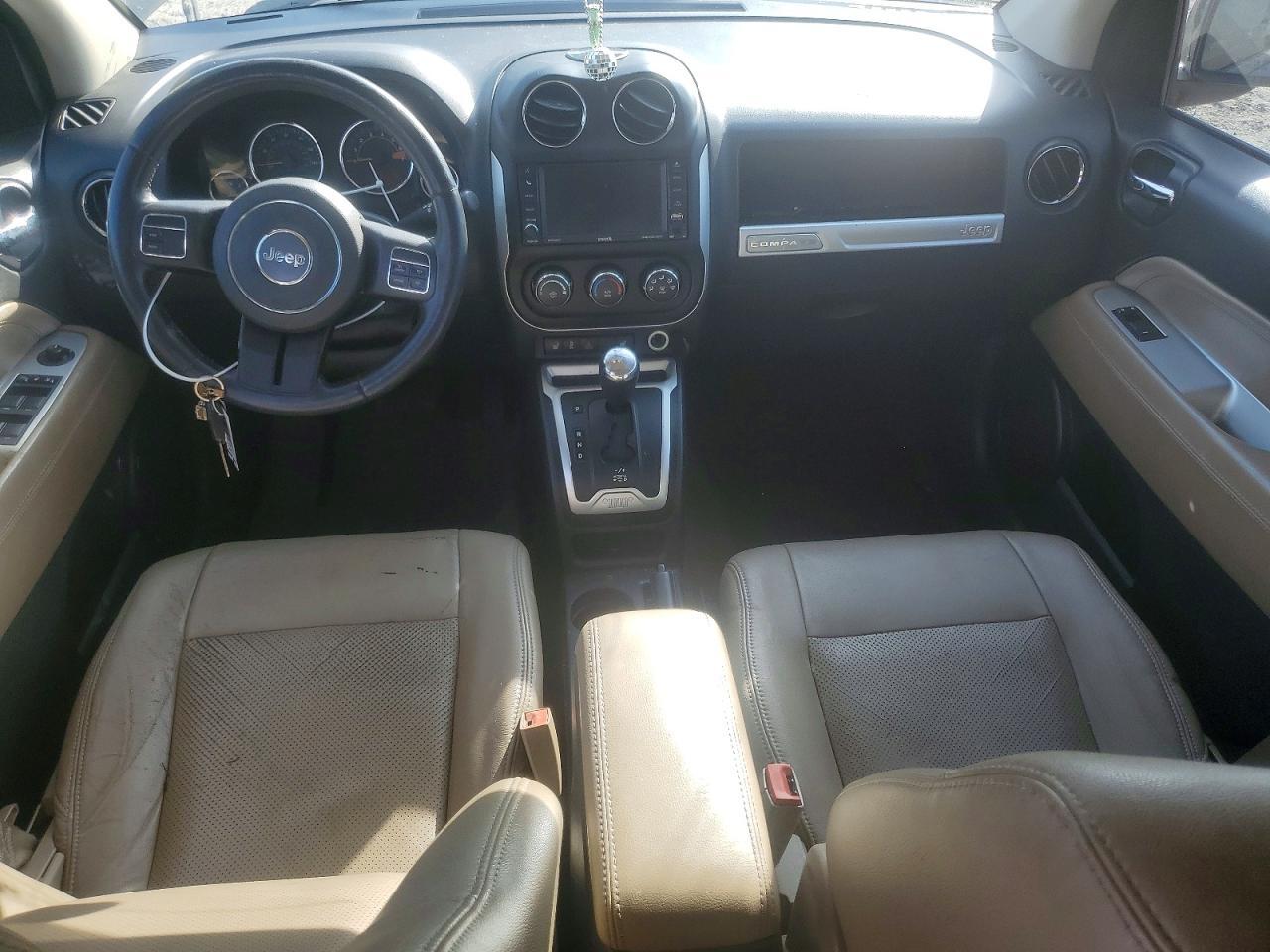 2014 Jeep Compass Latitude - zdjęcie 8