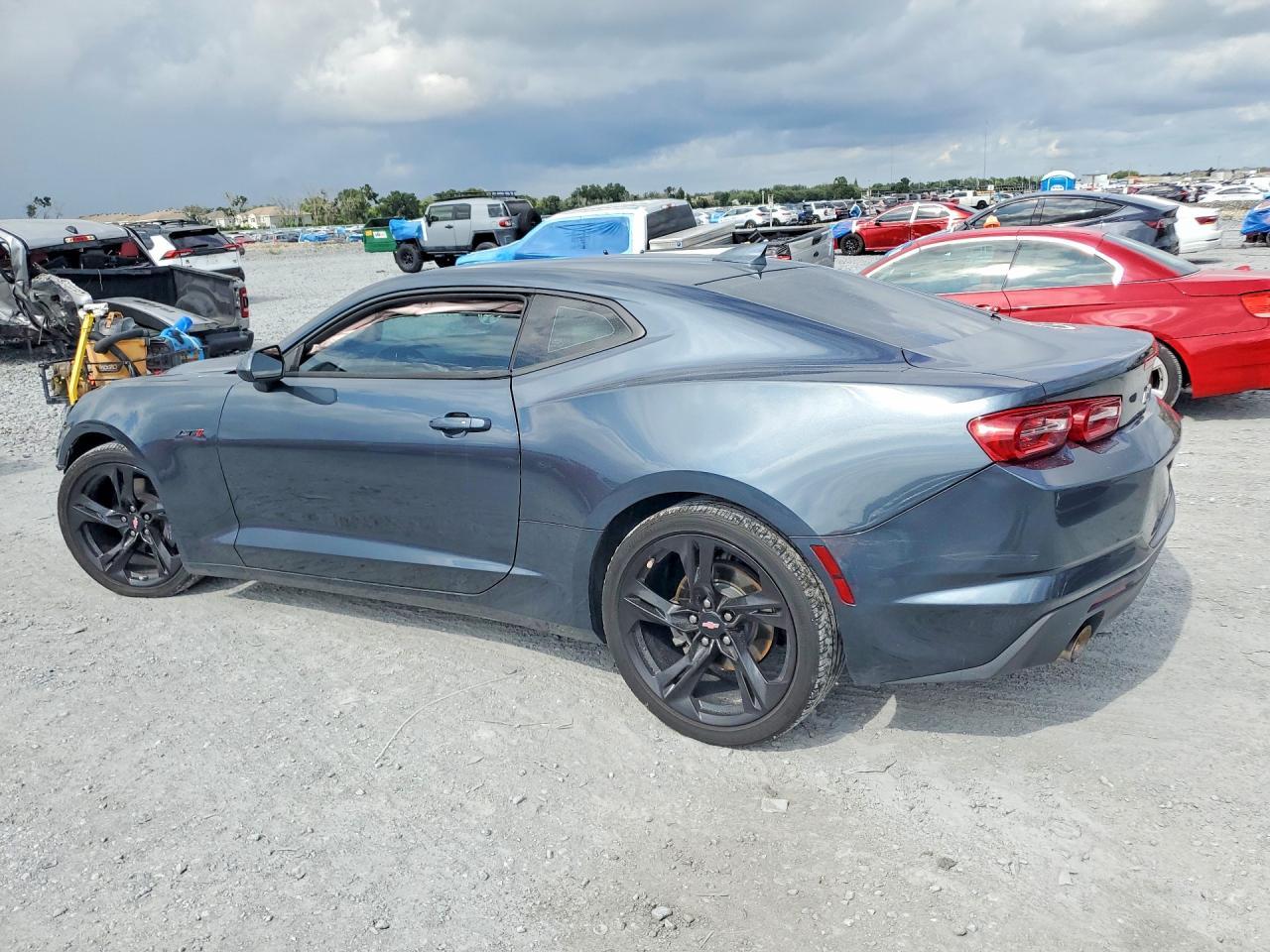 2021 Chevrolet Camaro Lz - zdjęcie 2