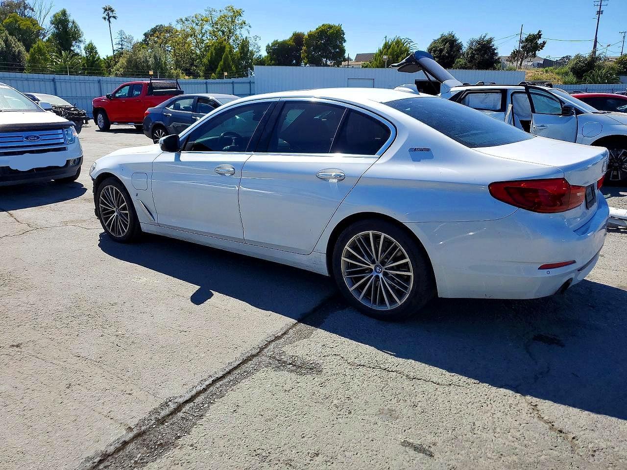 2018 BMW 530E - zdjęcie 2