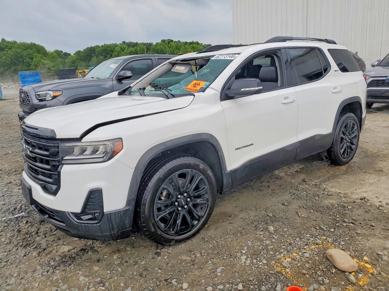2023 GMC Acadia Slt - zdjęcie główne
