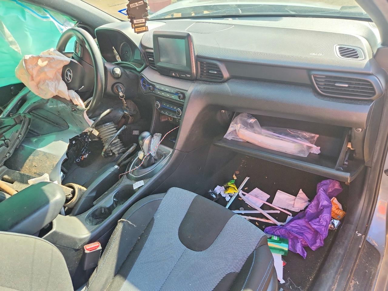 2019 Hyundai Veloster 2.0L - zdjęcie 8