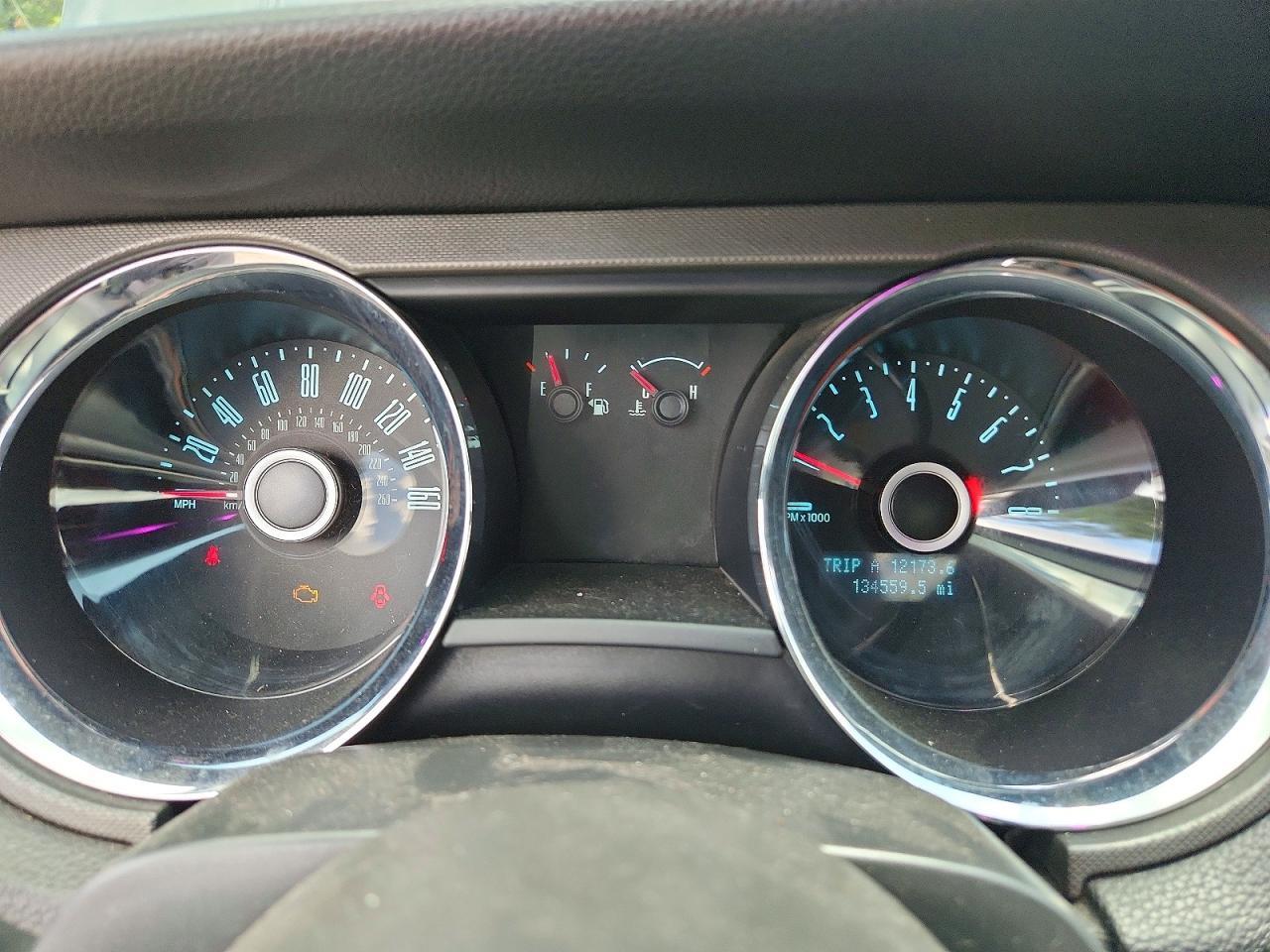 2014 Ford Mustang - zdjęcie 9