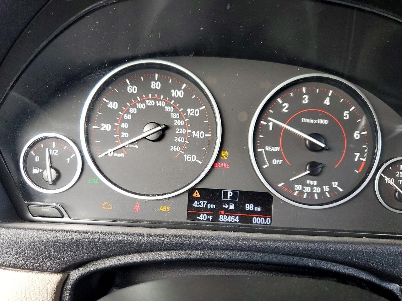 2017 BMW 330 I - zdjęcie 9
