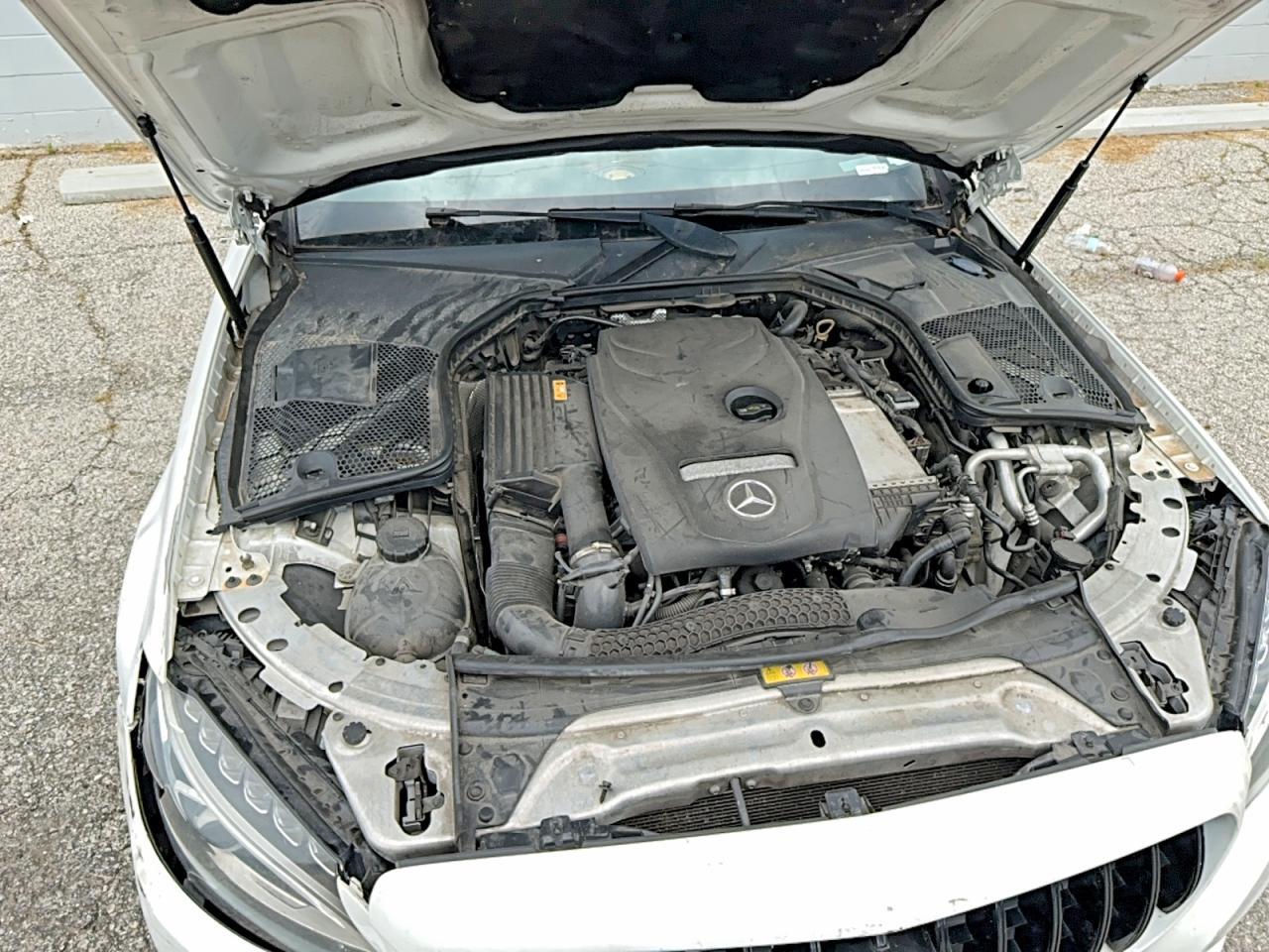 2018 Mercedes-Benz C 300 - zdjęcie 7