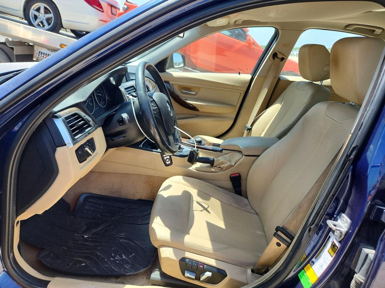 2016 BMW 320 I - zdjęcie 7