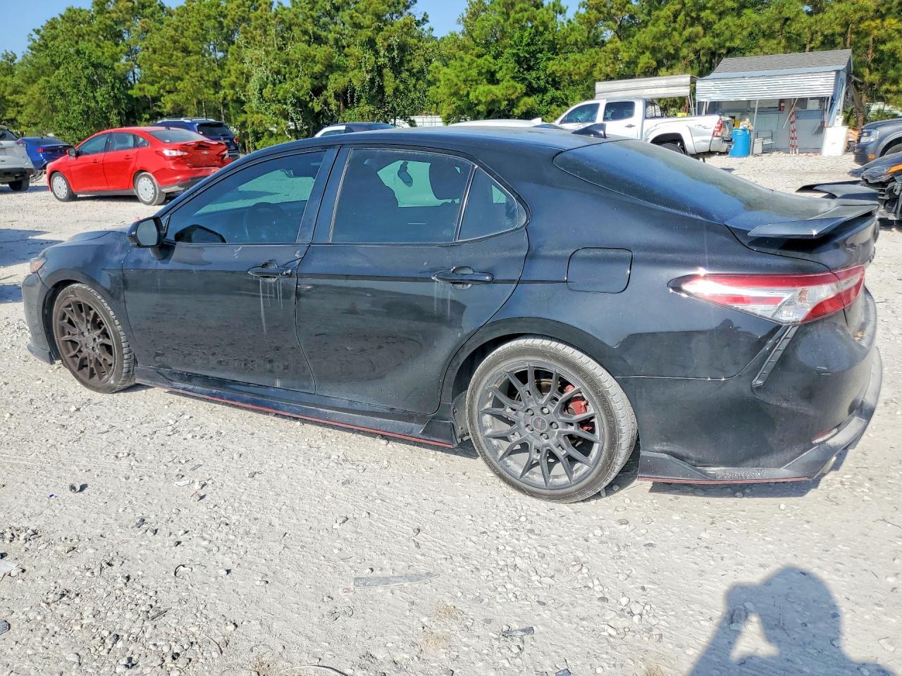 2020 Toyota Camry Trd - zdjęcie 2