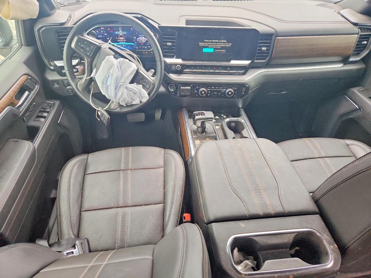 2026 Chevrolet Silverado K1500 High Country - zdjęcie 8