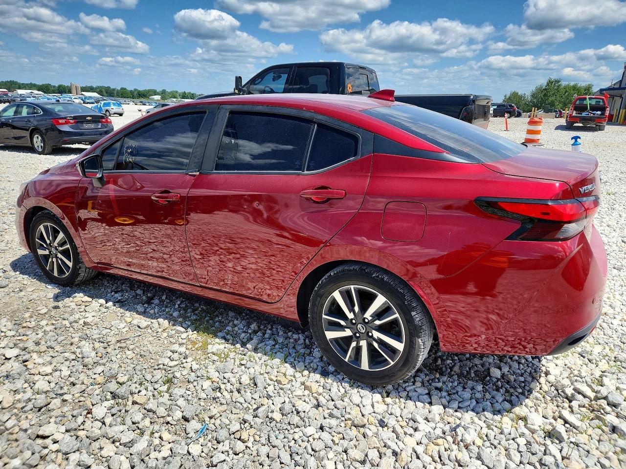 2021 Nissan Versa Sv - zdjęcie 2