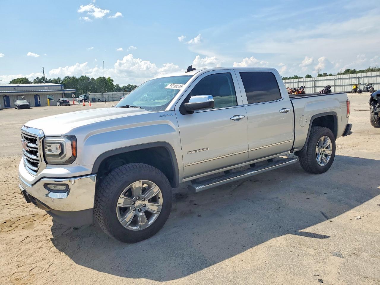 2017 GMC Sierra K1500 Slt - zdjęcie główne