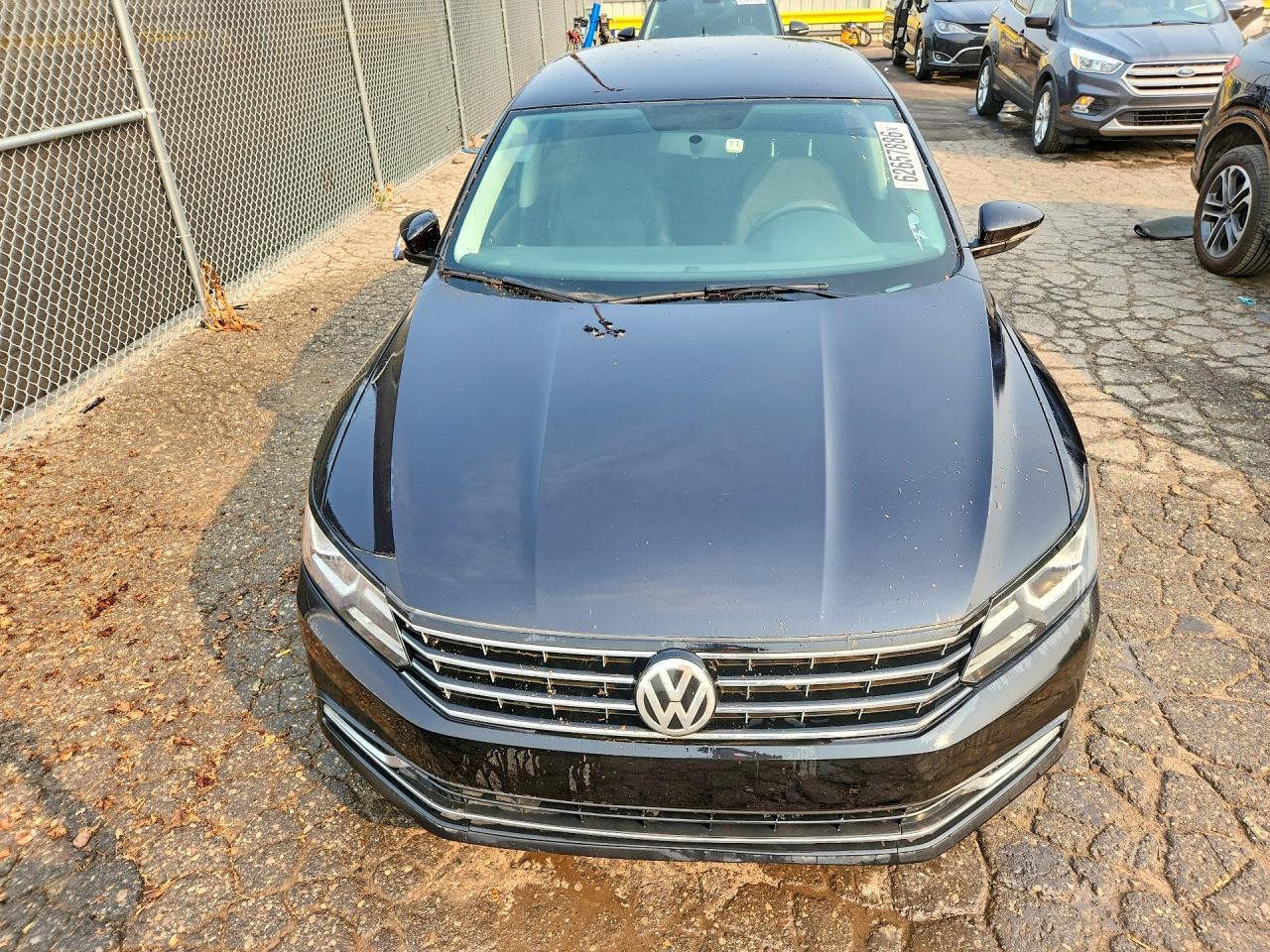2017 Volkswagen Passat S - zdjęcie 5