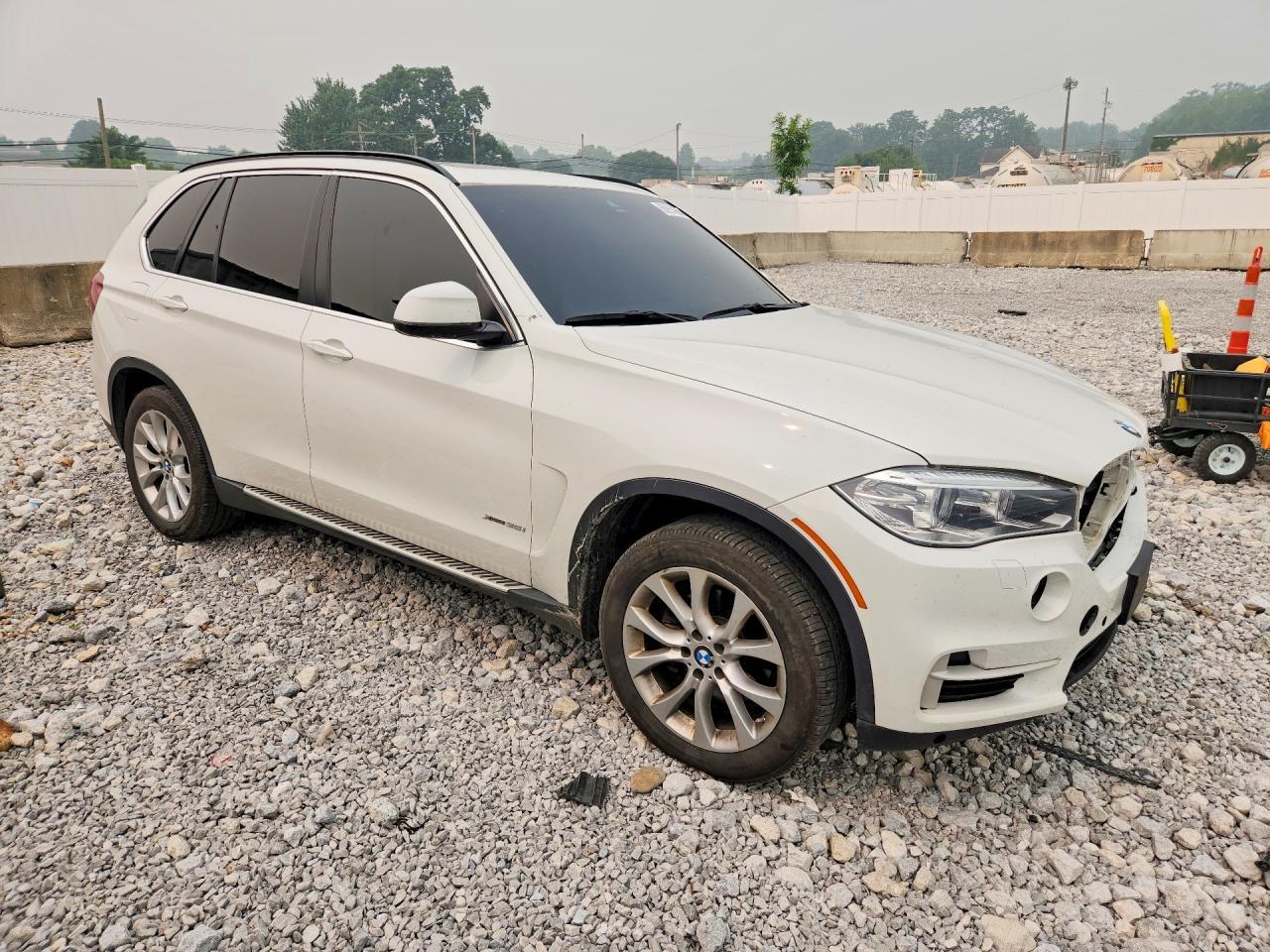 2016 BMW X5 xDrive35I - zdjęcie 4