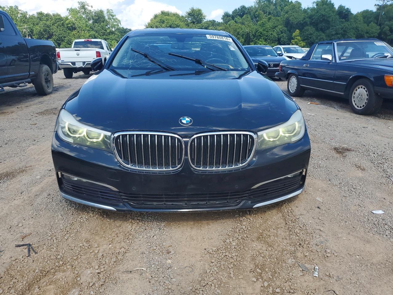 2017 BMW 740 I - zdjęcie 5