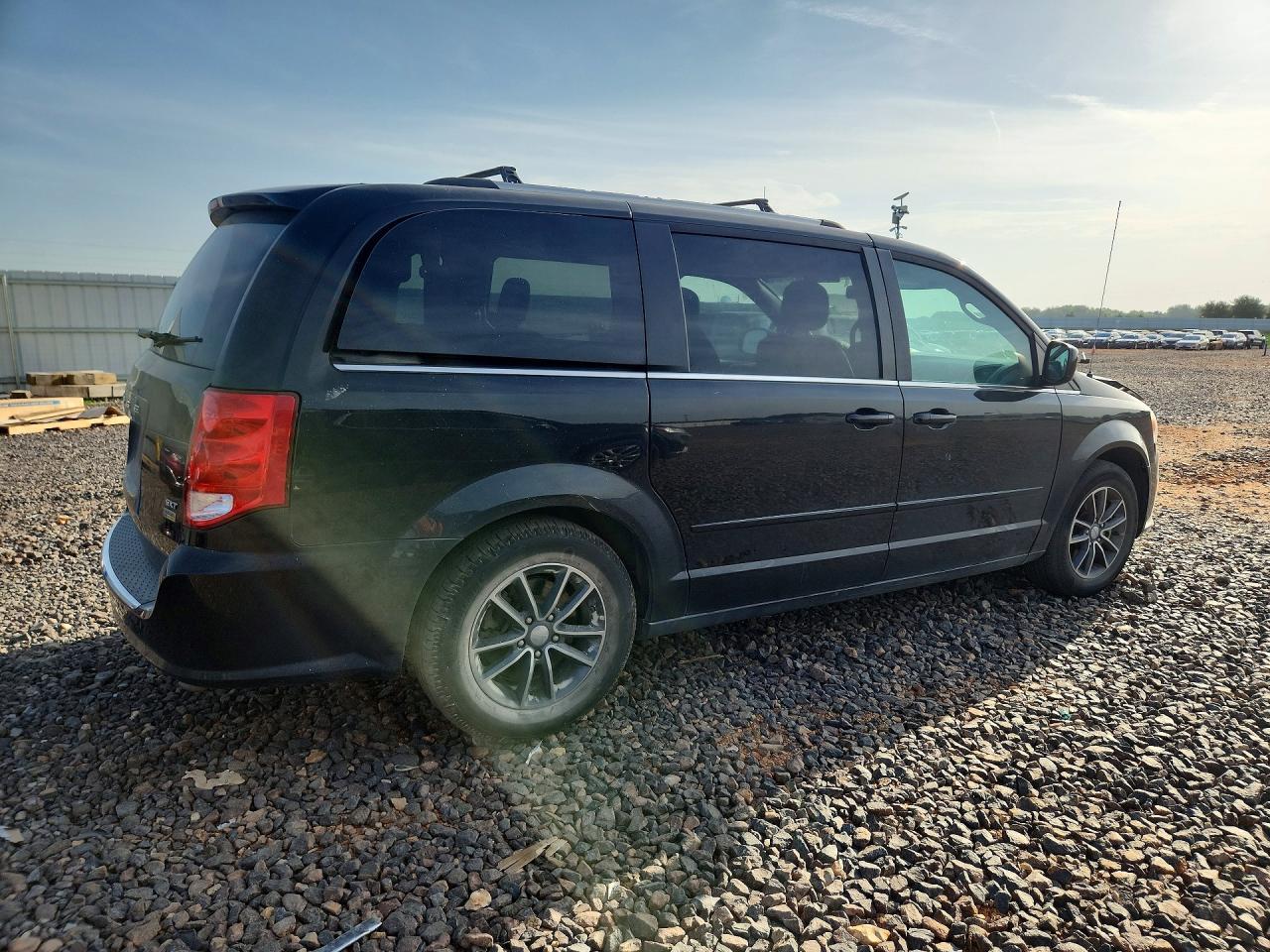 2017 Dodge Grand Caravan Sxt - zdjęcie 3