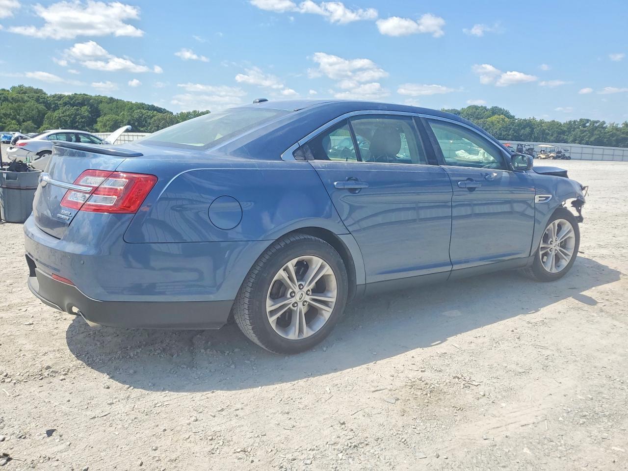 2018 Ford Taurus Sel - zdjęcie 3