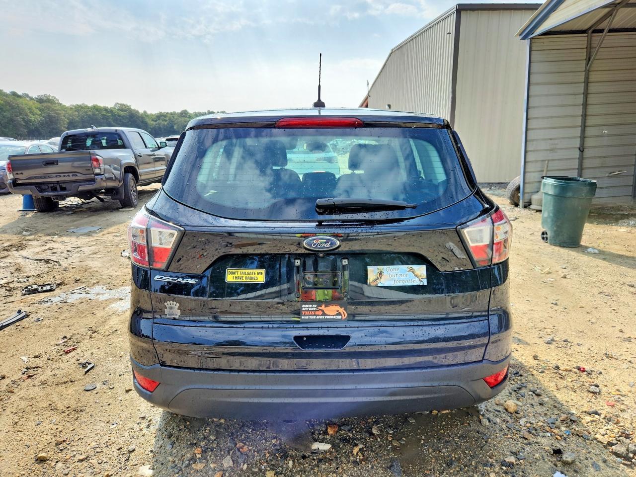 2017 Ford Escape S - zdjęcie 6