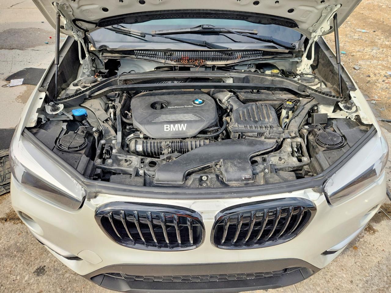 2016 BMW X1 xDrive28I - zdjęcie 12