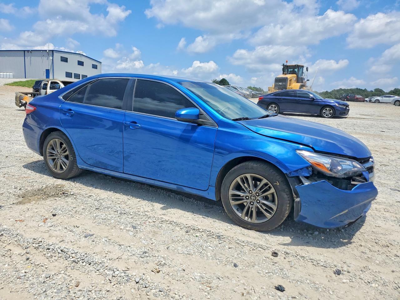 2017 Toyota Camry Se - zdjęcie 4