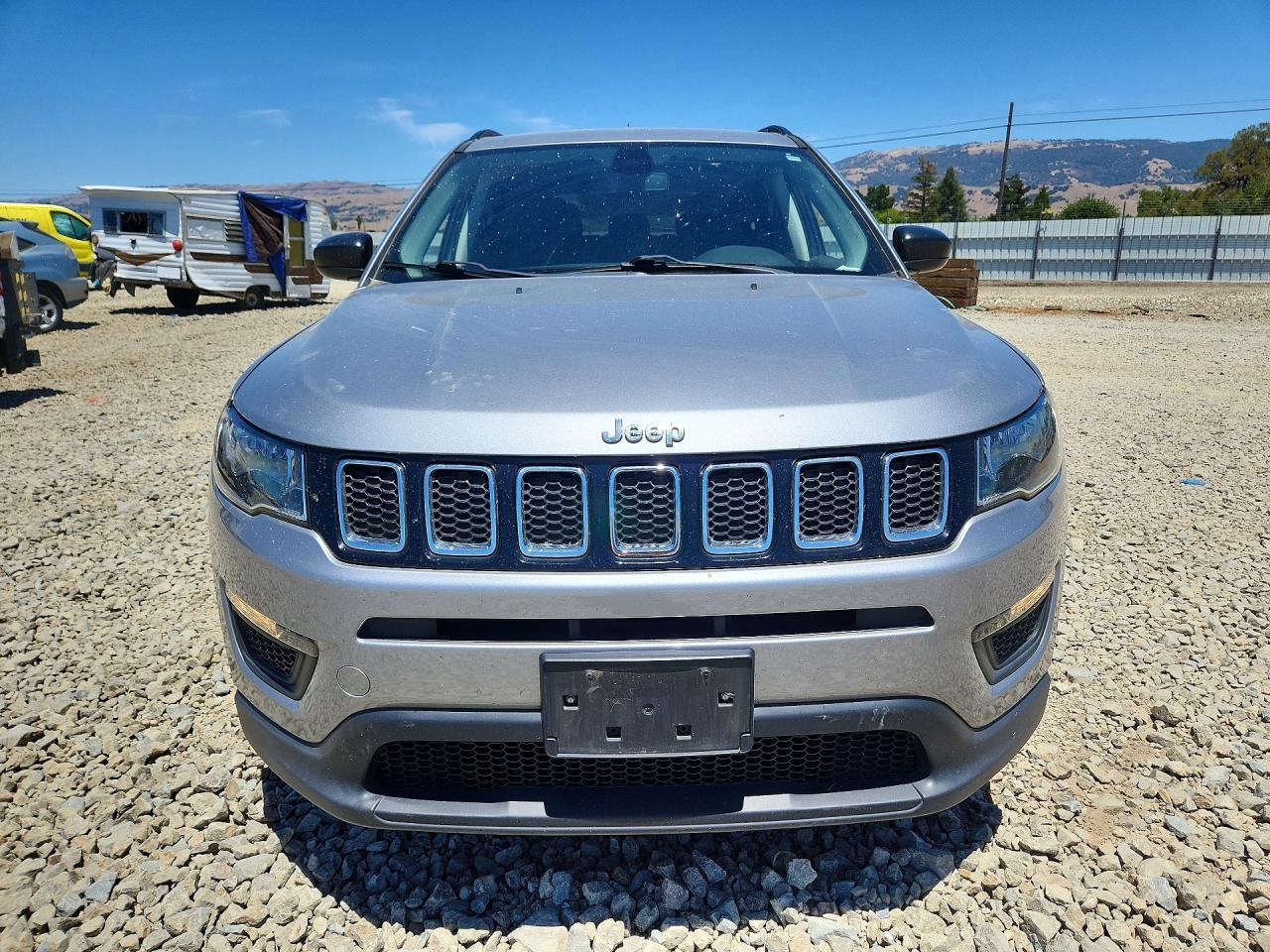 2018 Jeep Compass Sport - zdjęcie 5