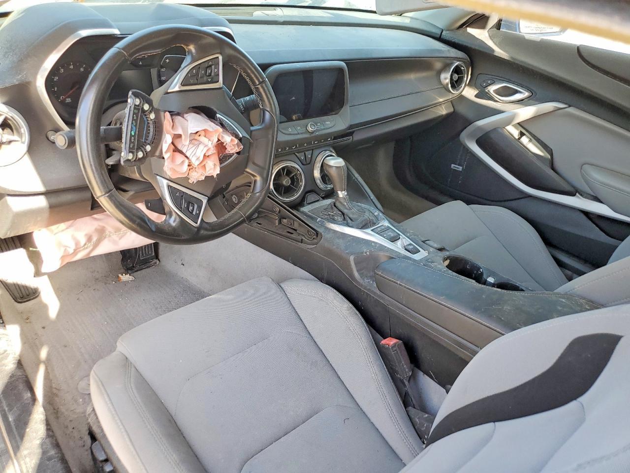2020 Chevrolet Camaro Ls - zdjęcie 8