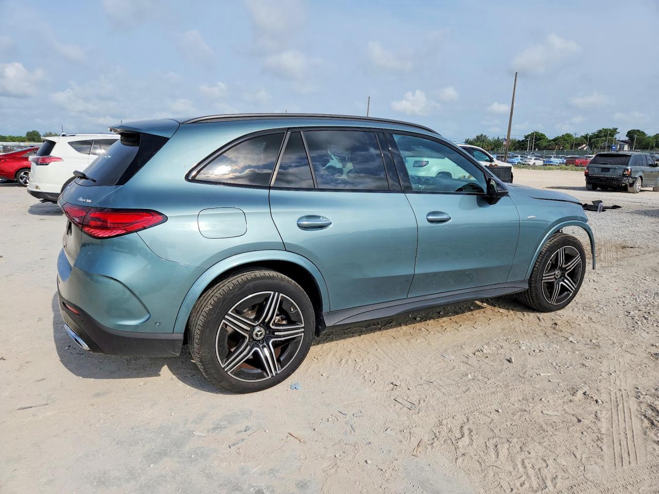 2025 Mercedes-Benz Glc 350E - zdjęcie 3