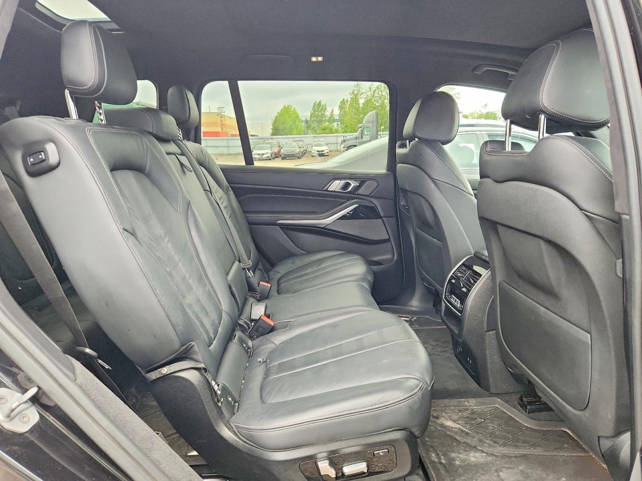 2019 BMW X7 xDrive40I - zdjęcie 11