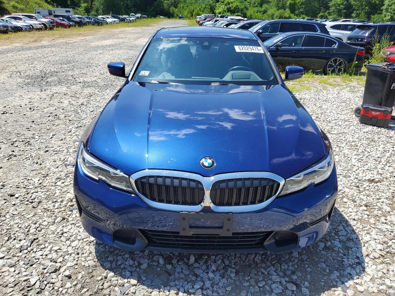 2019 BMW Seria 3 330i - zdjęcie 5