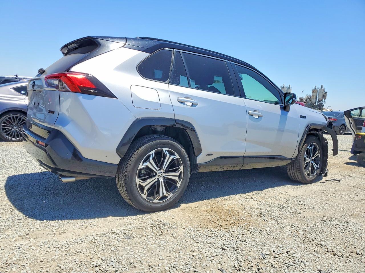 2023 Toyota Rav4 Prime Xse - zdjęcie 3