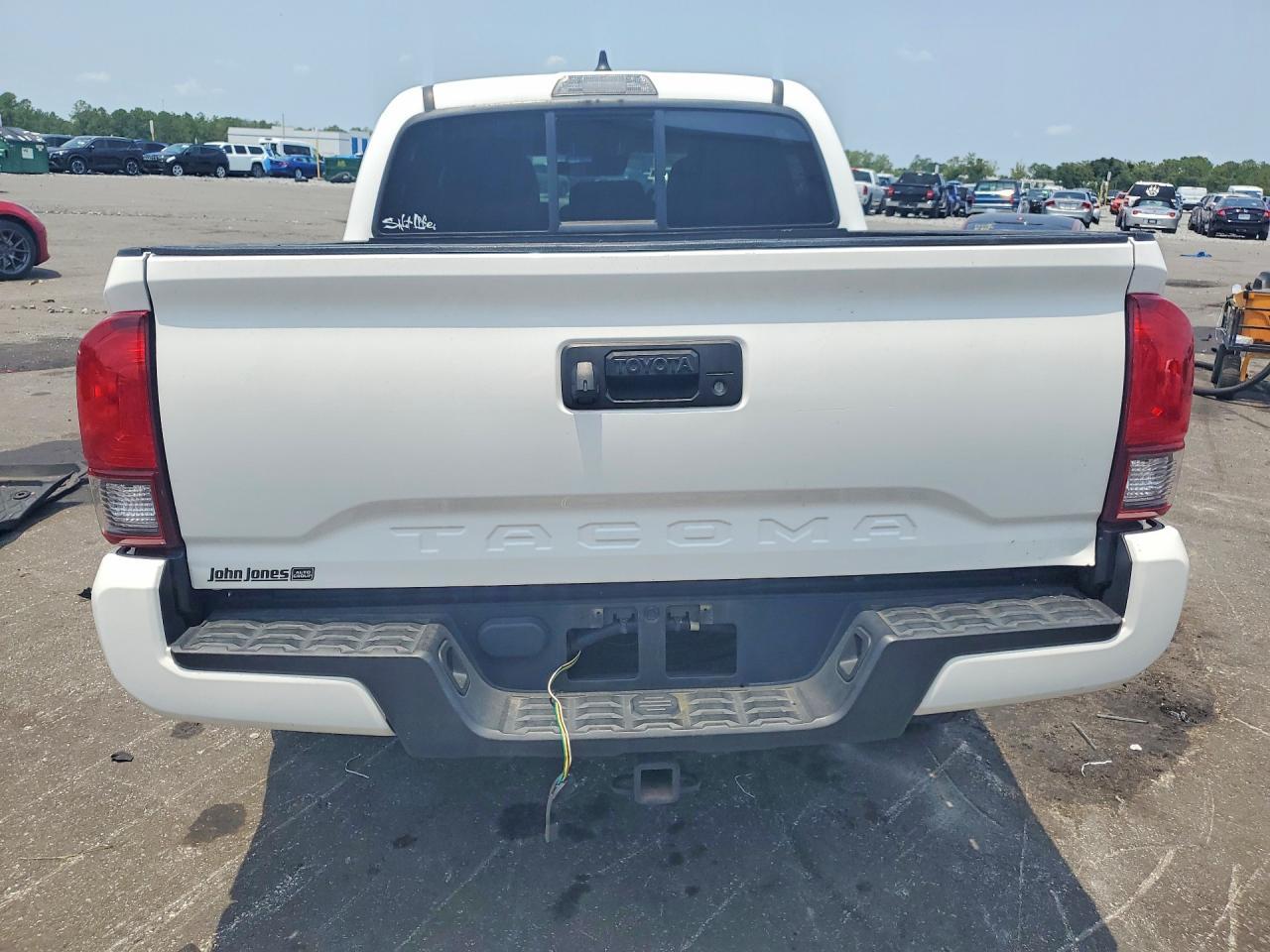 2021 Toyota Tacoma Sr - zdjęcie 6