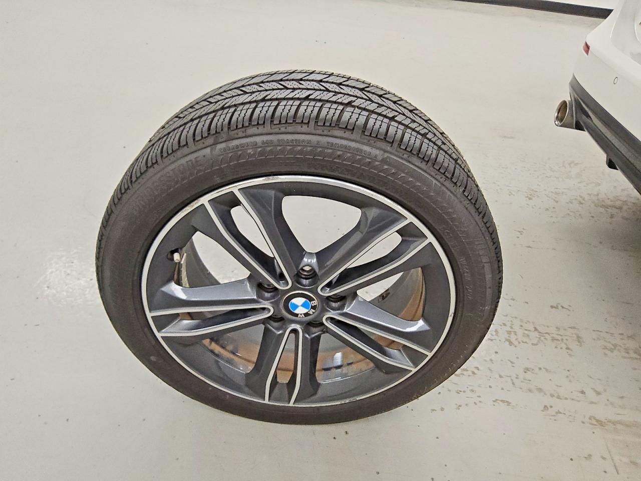 2022 BMW 228I - zdjęcie 12